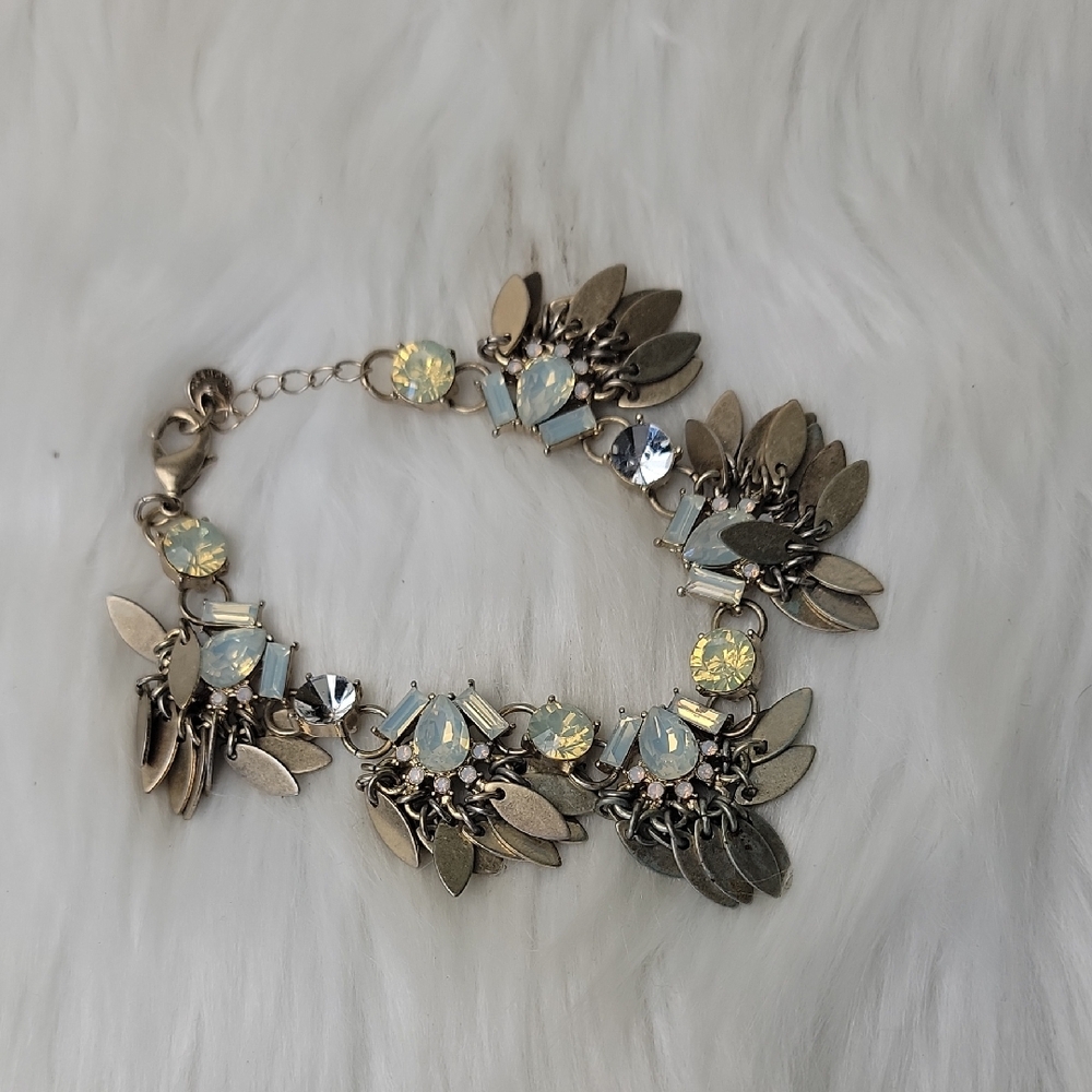 HALOGEN Opalescent Iridescent Glass Brass Tone Leaf Tassel Boho Fashion Bracelet